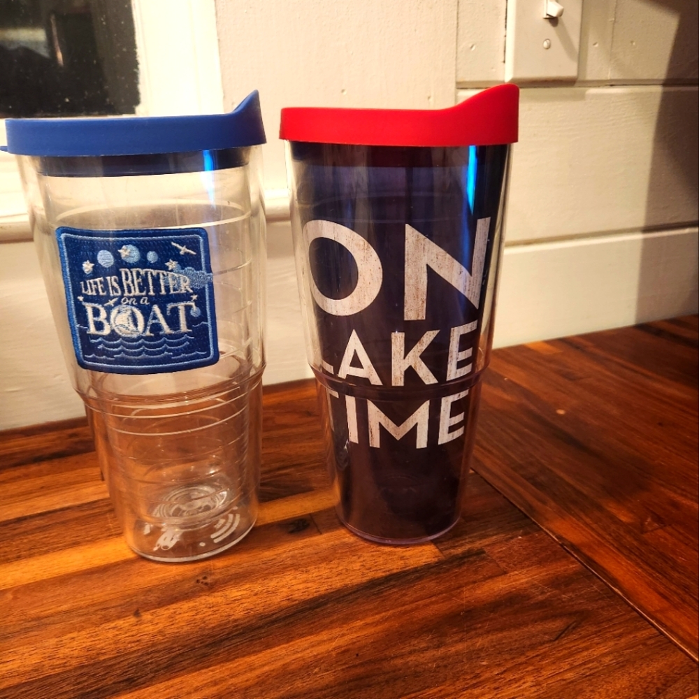 Tervis Tumbler Set. Boat/lake theme.